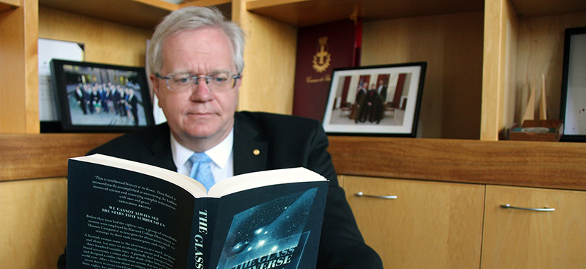 Recommended summer reading from our top scientific minds