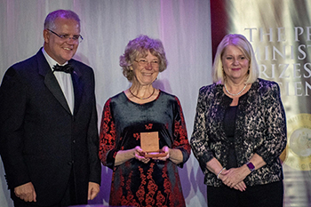 Mathematics trailblazer and role model wins Prime Minister’s Prize for Science-thumbnail