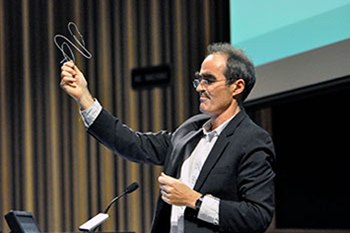 'Hope on the horizon' for antimicrobial resistance, says ANU Professor-thumbnail