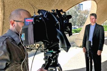 Academy hosts conference to examine the latest science on the impacts of feral horses-thumbnail