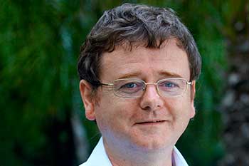 Reef research places Australian scientist in Nature’s top 10-thumbnail