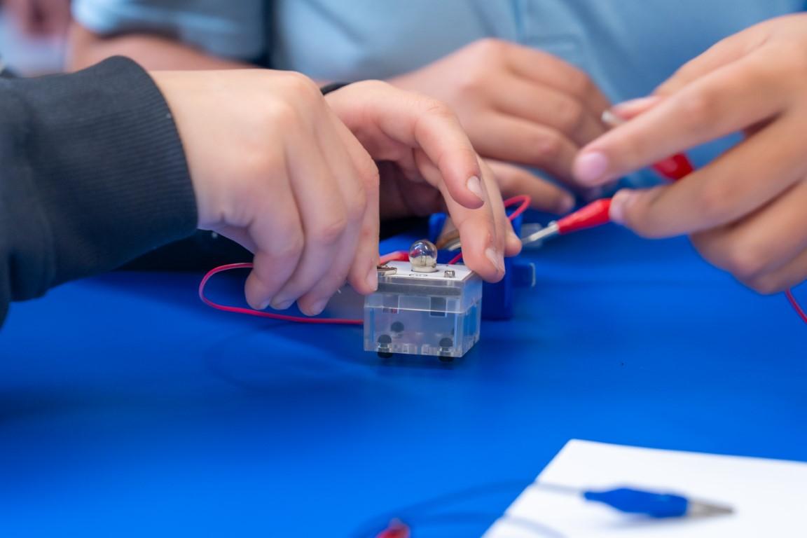 Students making a circuit